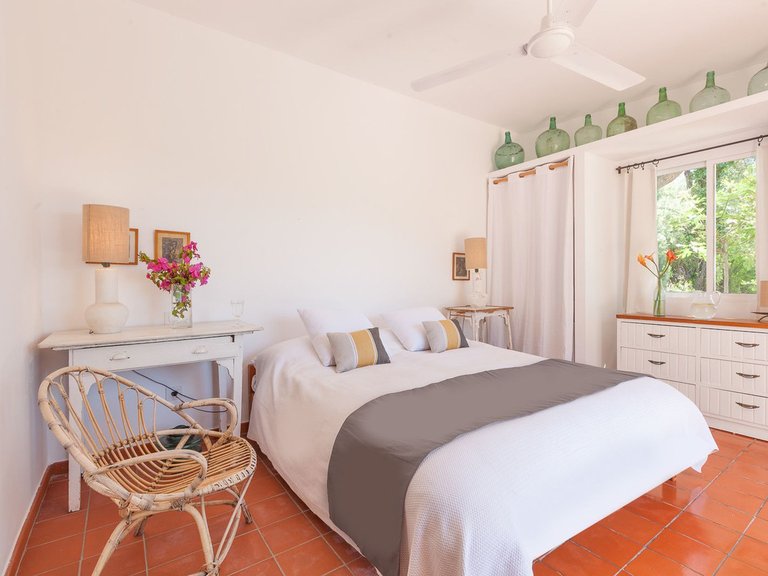 Villa for Sale in Estepona, Malaga 20