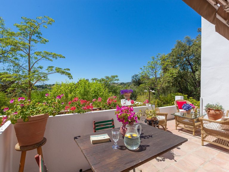Villa for Sale in Estepona, Malaga 8