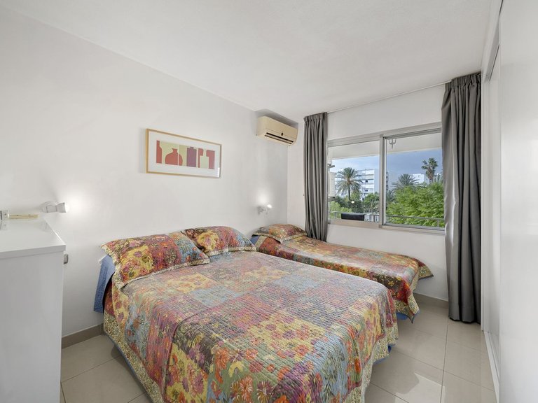Apartment for Sale in Costa del Sol, Benalmadena Costa, Malaga 10
