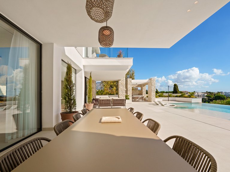 Villa for Sale in Benahavís, Malaga 24