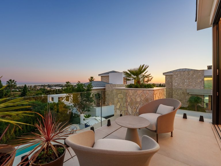 Villa for Sale in Benahavís, Malaga 29