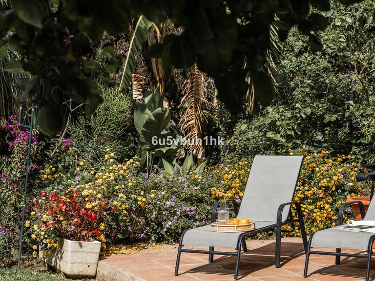 Villa for Sale in El Coto, Malaga 18