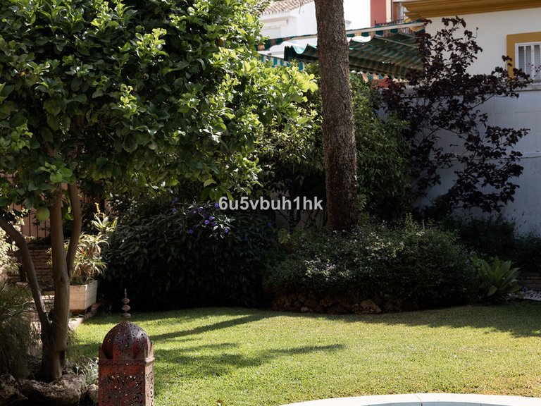 Villa for Sale in El Coto, Malaga 8