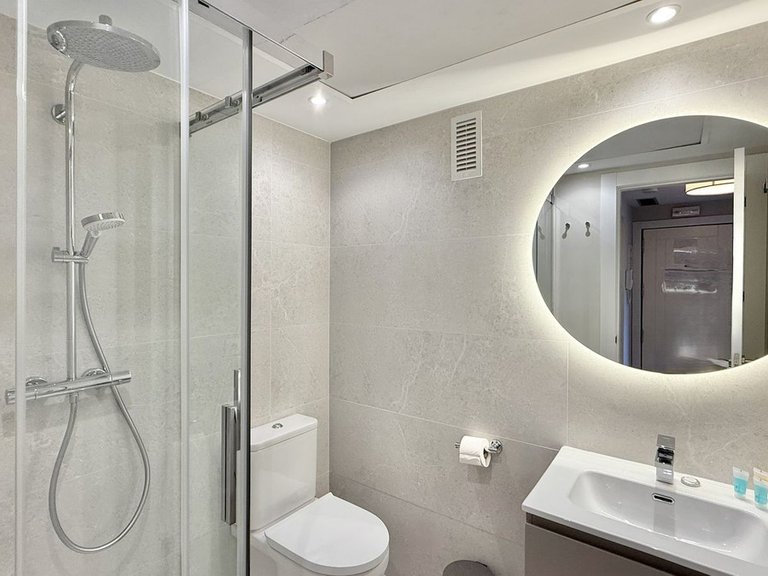 Apartment for Sale in Benahavís, Malaga 19
