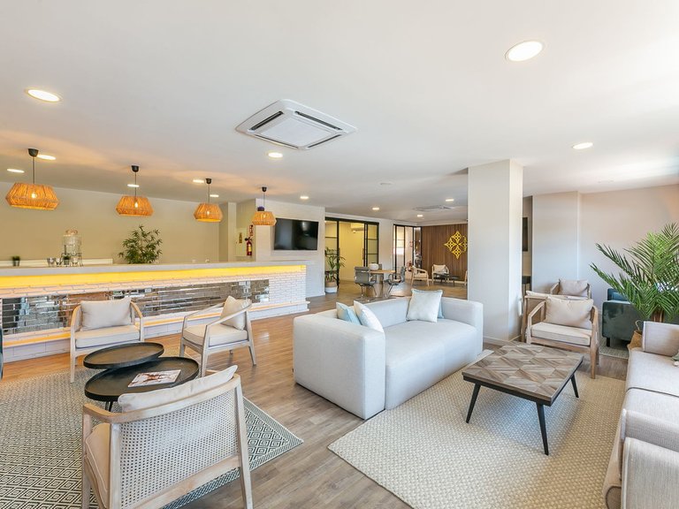 Apartment for Sale in Benahavís, Malaga 30