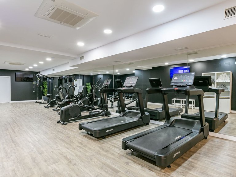 Apartment for Sale in Benahavís, Malaga 33