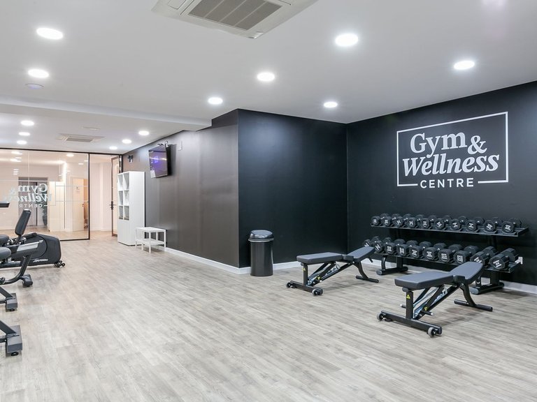 Apartment for Sale in Benahavís, Malaga 35