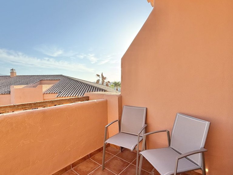Apartment for Sale in Benahavís, Malaga 5