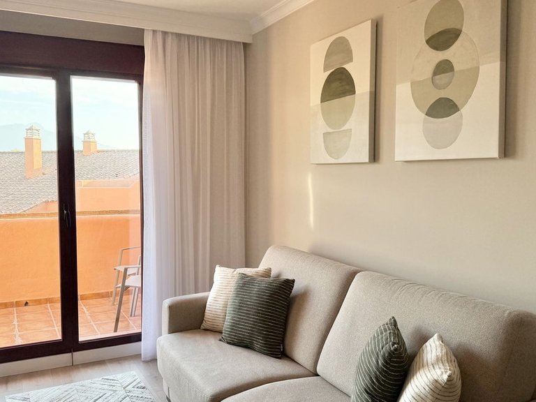Apartment for Sale in Benahavís, Malaga 9