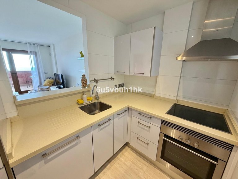 Apartment for Sale in Benalmadena, Malaga 9
