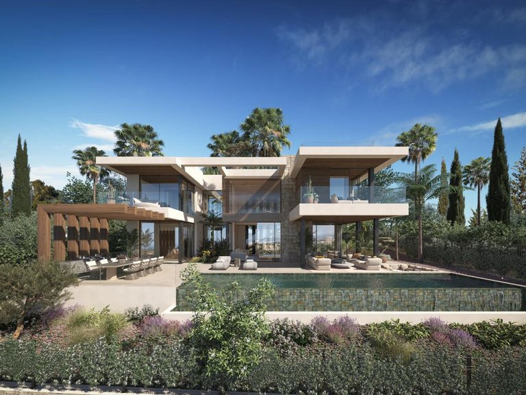 Villa for Sale in The Golden Mile, Malaga 3