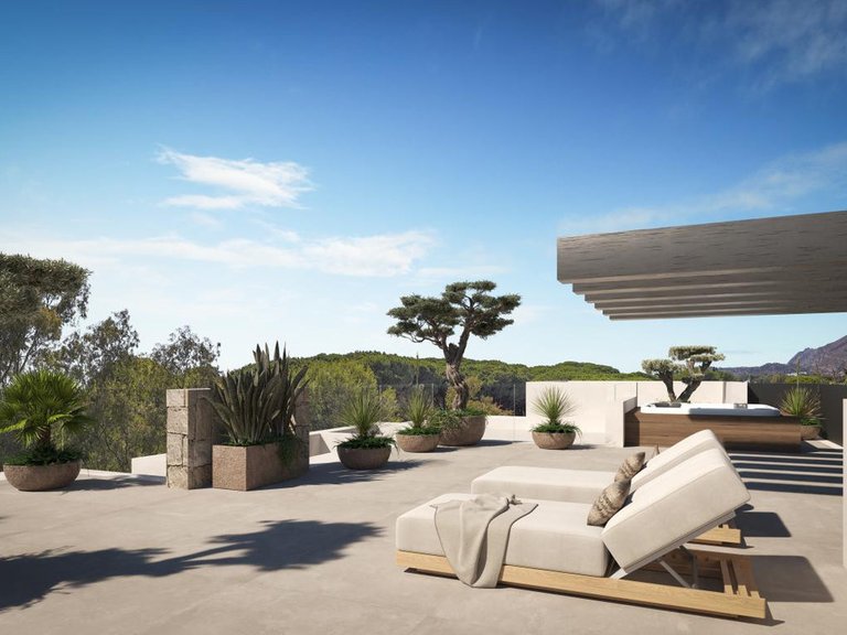 Villa for Sale in The Golden Mile, Malaga 8
