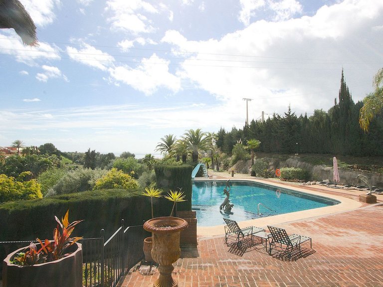 Villa for Sale in Costa del Sol Benalmadena Costa, Malaga 2