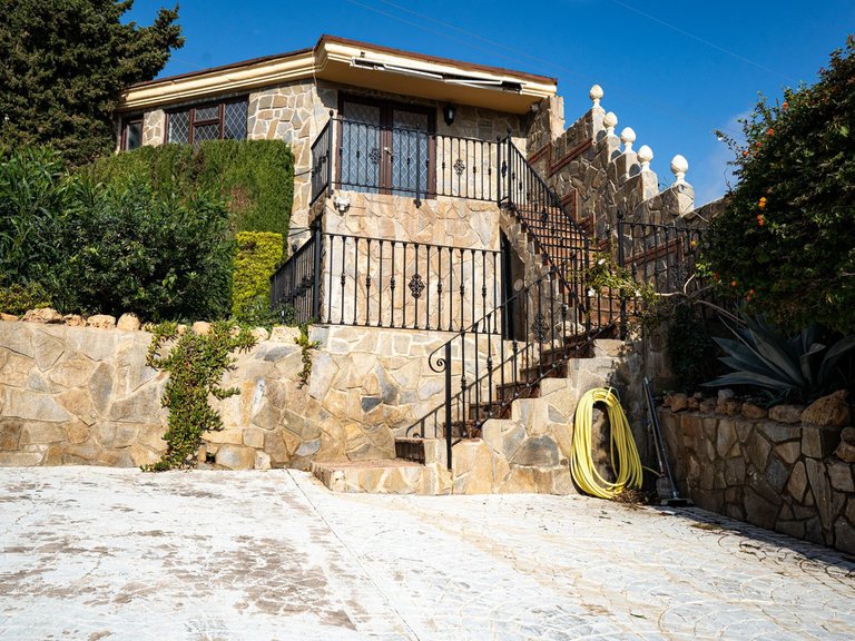 Villa for Sale in Costa del Sol Benalmadena Costa, Malaga 45