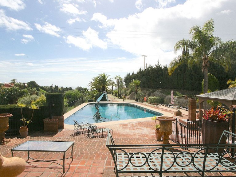 Villa for Sale in Costa del Sol Benalmadena Costa, Malaga 48