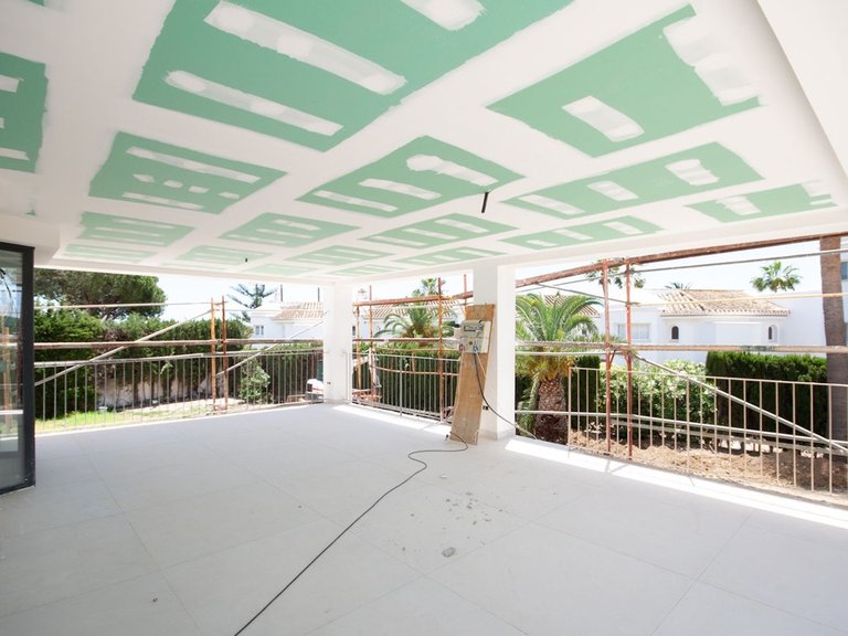 Villa for Sale in Elviria, Malaga 11