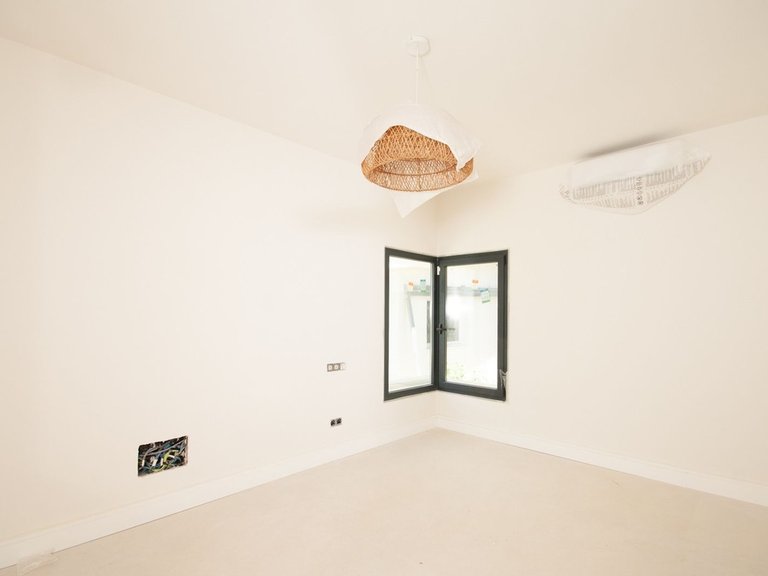 Villa for Sale in Elviria, Malaga 15