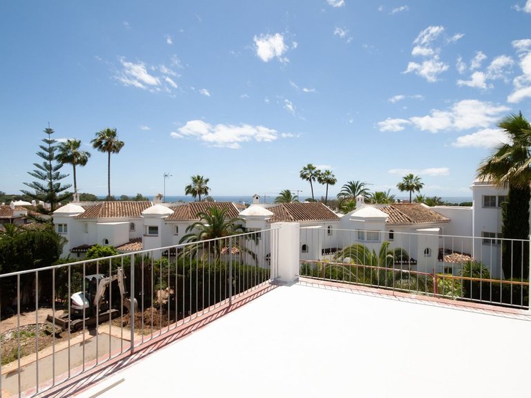 Villa for Sale in Elviria, Malaga 19