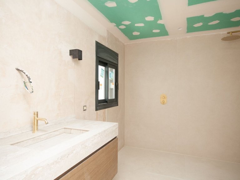 Villa for Sale in Elviria, Malaga 22