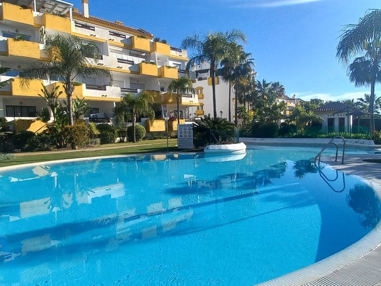 Apartment for Sale in Calanova Golf, Malaga 1