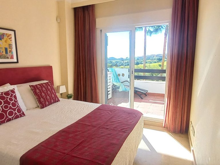 Apartment for Sale in Calanova Golf, Malaga 16