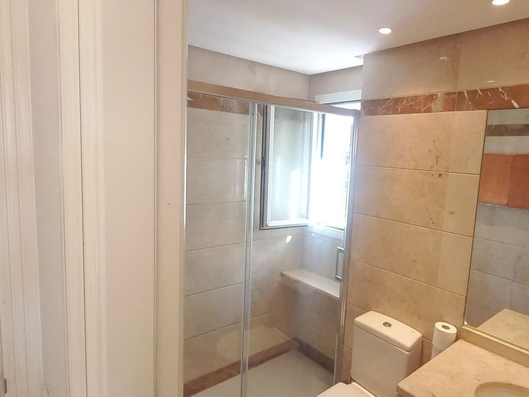 Apartment for Sale in Calanova Golf, Malaga 21