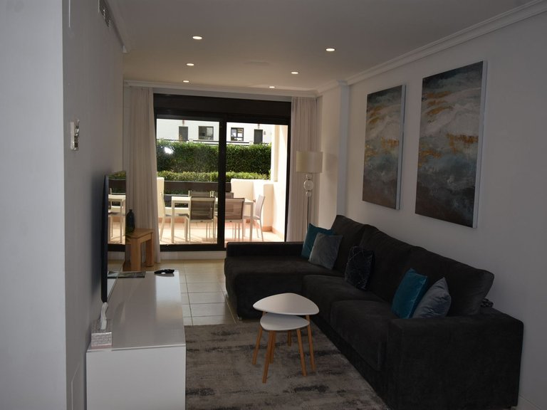 Apartment for Sale in New Golden Mile, Malaga 10