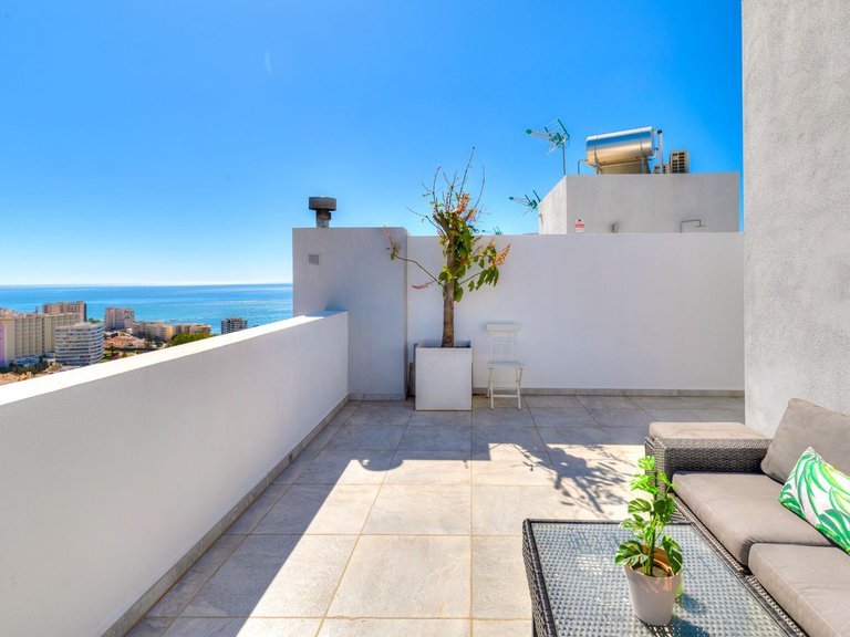 Villa for Sale in Fuengirola, Malaga 1