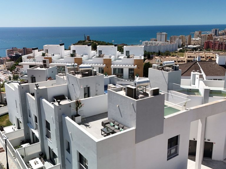 Villa for Sale in Fuengirola, Malaga 31