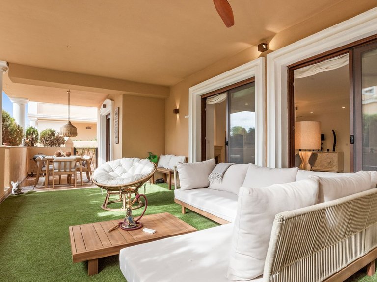 Apartment for Sale in The Golden Mile, Malaga 4