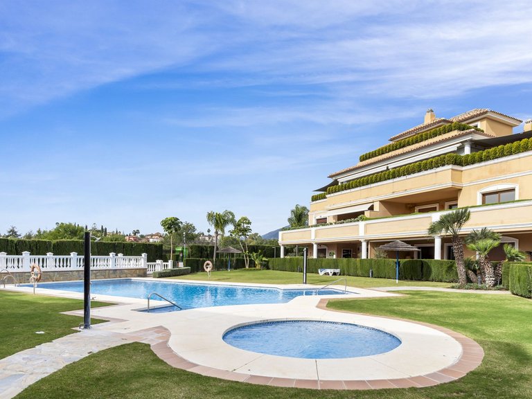 Apartment for Sale in The Golden Mile, Malaga 7