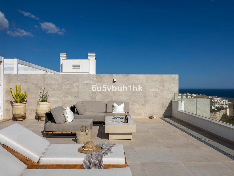 Apartment for Sale in Benalmadena, Malaga 11