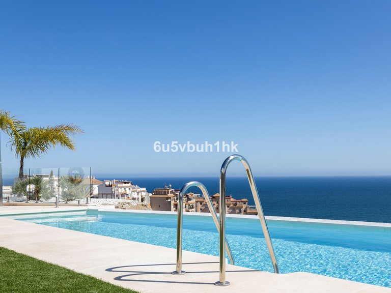 Apartment for Sale in Benalmadena, Malaga 19