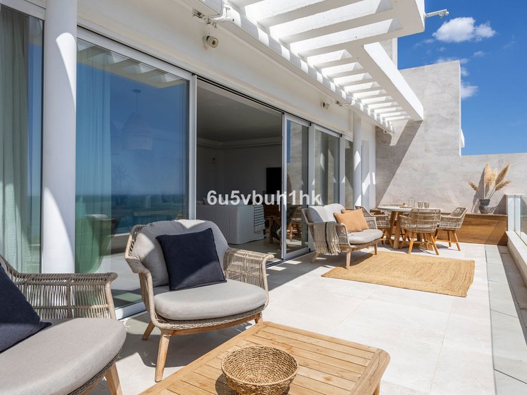 Apartment for Sale in Benalmadena, Malaga 8