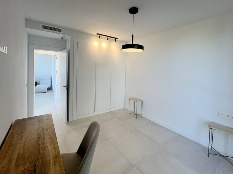Villa for Sale in El Chaparral, Malaga 16