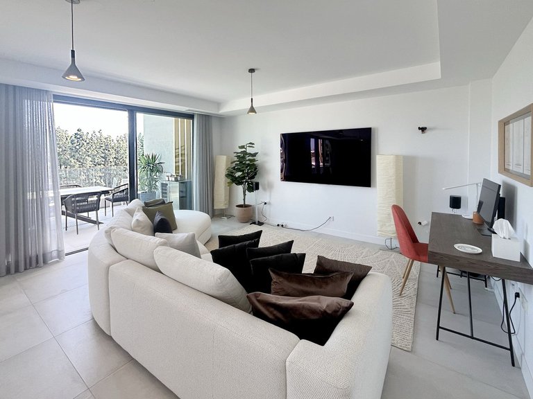Villa for Sale in El Chaparral, Malaga 8