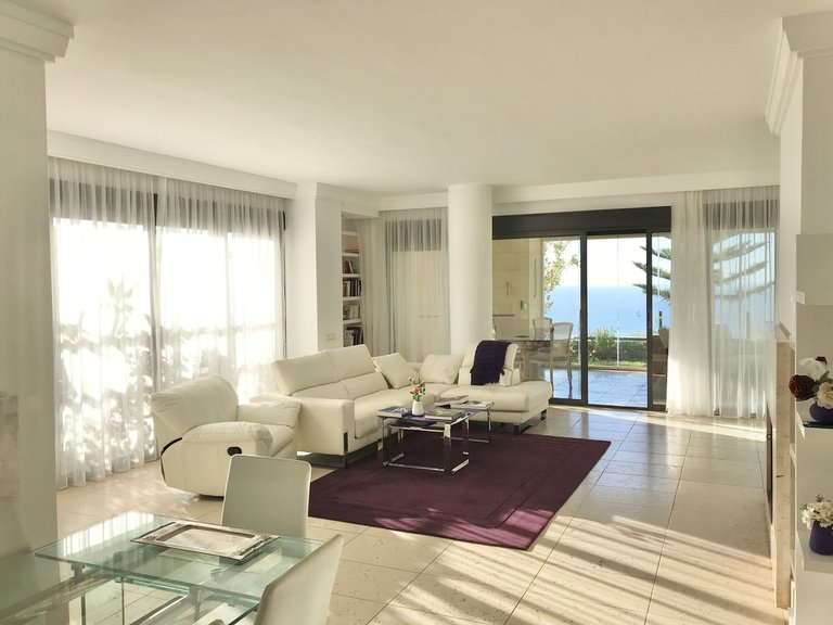 Apartment for Sale in Altos De Los Monteros, Malaga 7