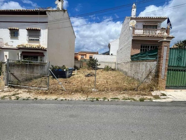 Plot for Sale in Fuengirola, Malaga 1