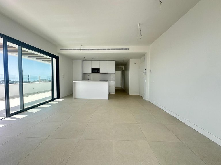 Apartment for Sale in Calanova Golf, Malaga 3