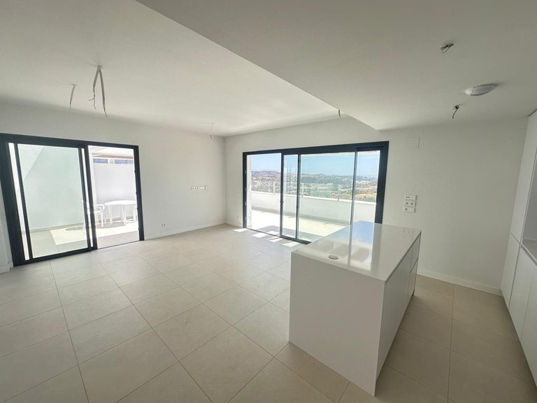 Apartment for Sale in Calanova Golf, Malaga 5