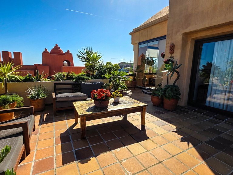 Apartment for Sale in La Duquesa, Malaga 11