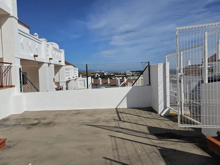 Villa for Sale in Doña Julia, Malaga 3