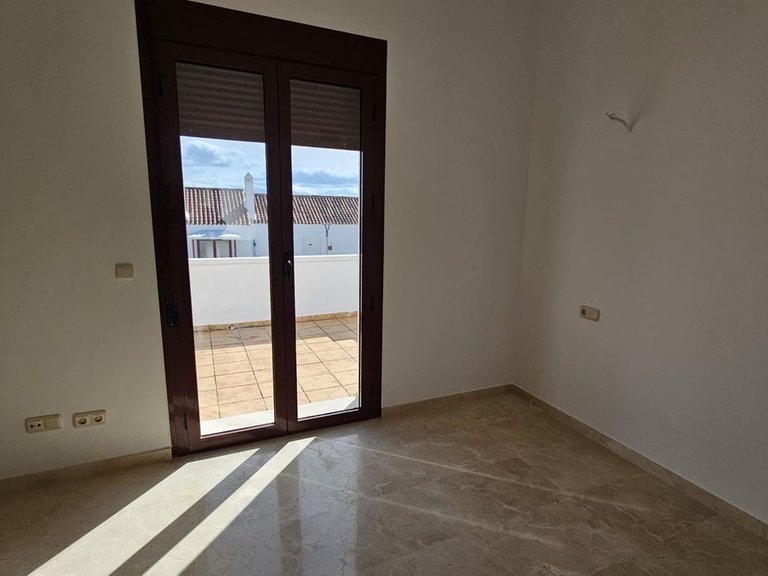 Villa for Sale in Doña Julia, Malaga 32