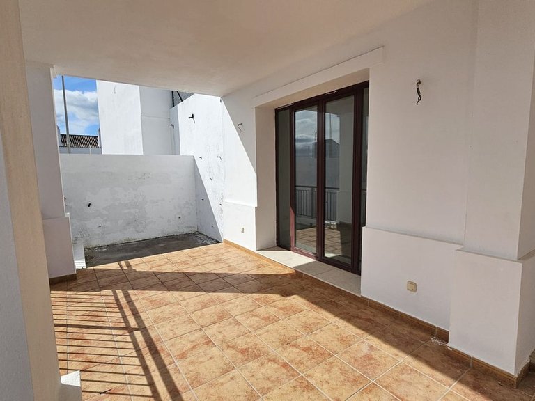 Villa for Sale in Doña Julia, Malaga 7