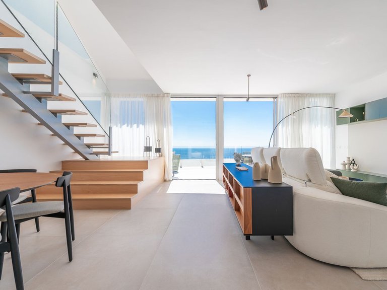 Apartment for Sale in Benalmadena, Malaga 1