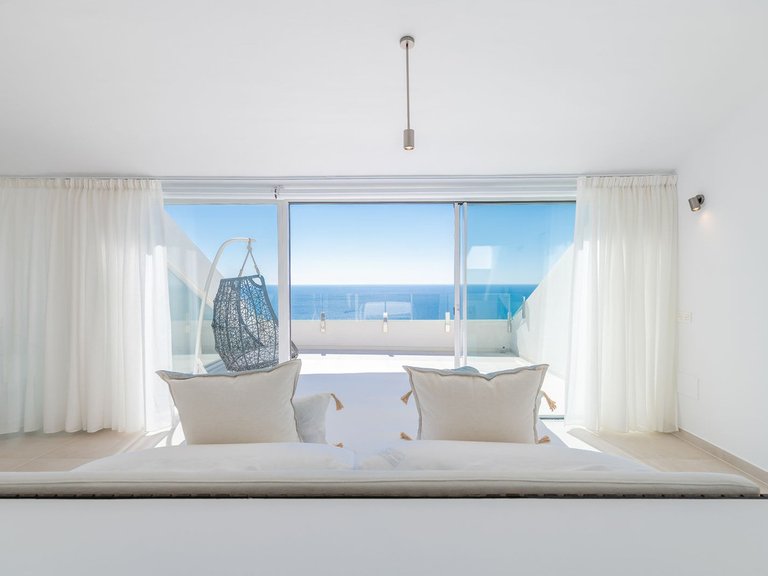 Apartment for Sale in Benalmadena, Malaga 11