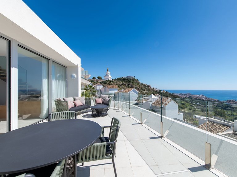 Apartment for Sale in Benalmadena, Malaga 5