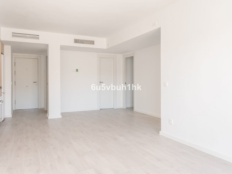 Apartment for Sale in Fuengirola, Malaga 11