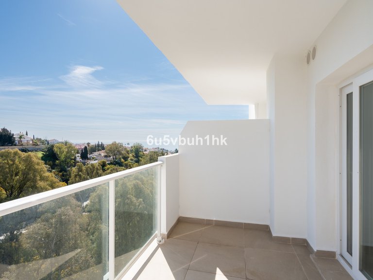 Apartment for Sale in Fuengirola, Malaga 12