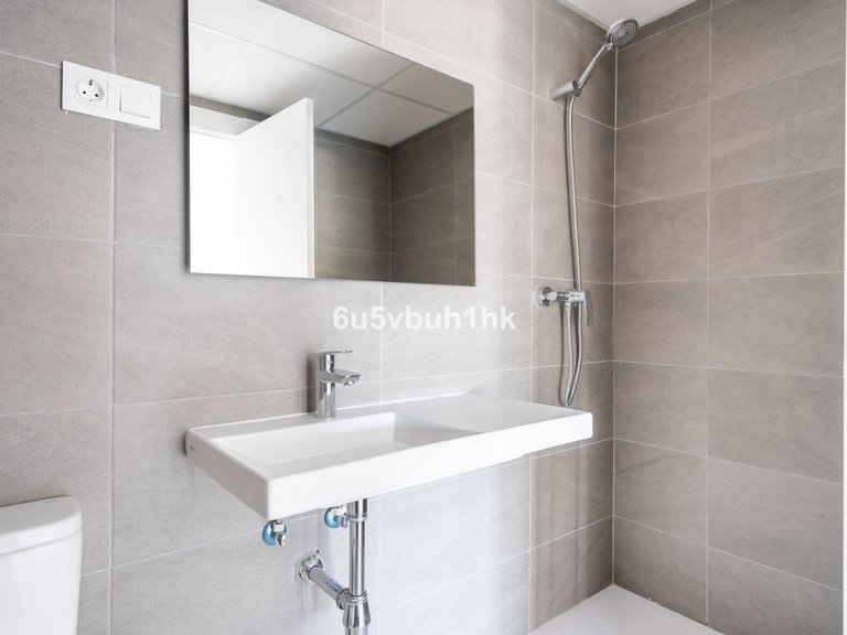 Apartment for Sale in Fuengirola, Malaga 14